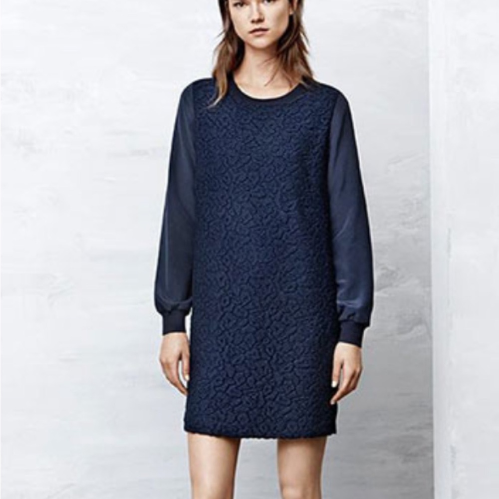 Vince Lace Overlay Silk Navy Blue Long Sleeve Knee Length Dress S $425
